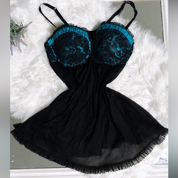 Cacique Intimates & Sleepwear Cacique Black Teal Underwire Lace